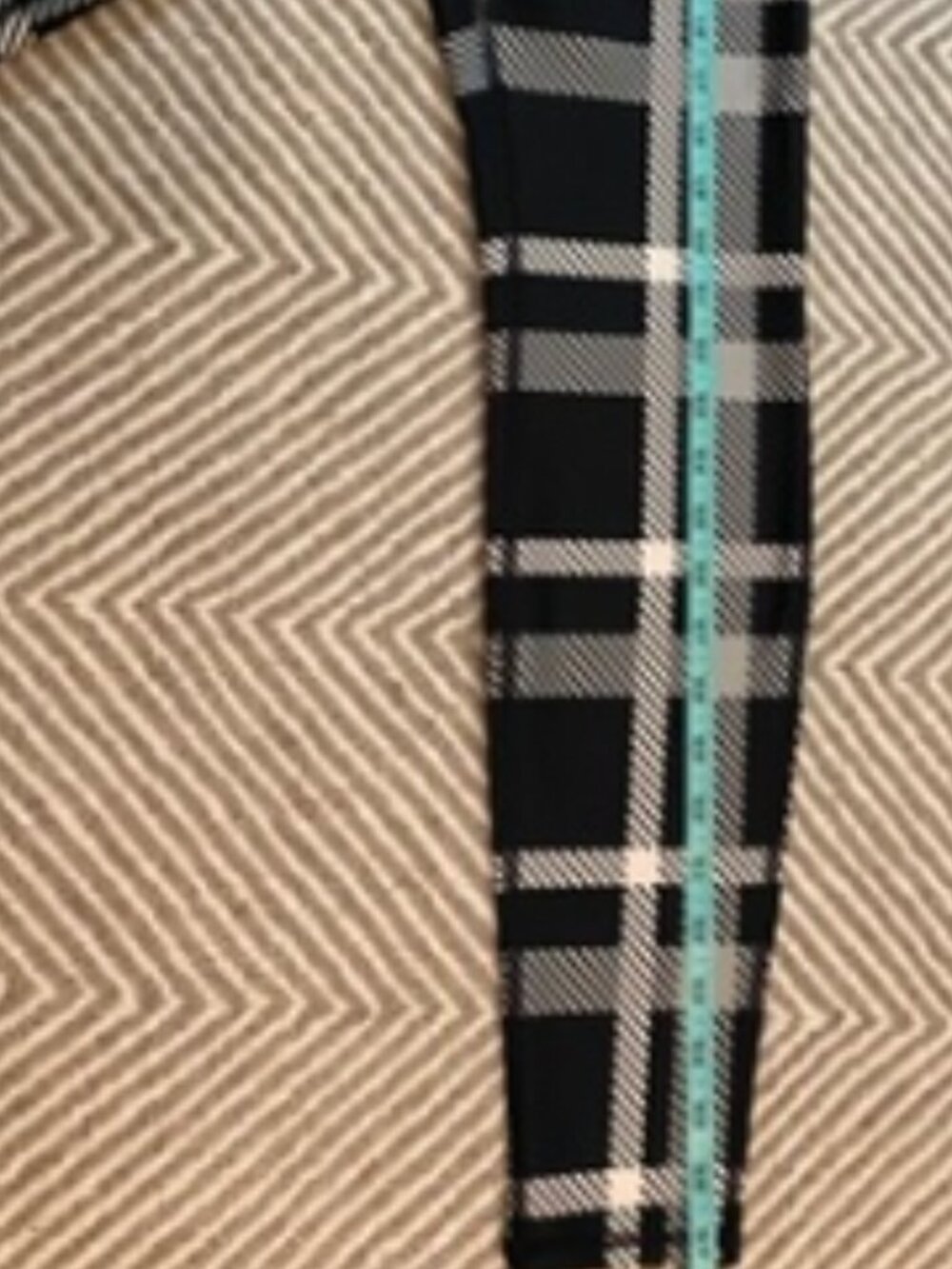 ALO Yoga Airlift Magnified Plaid High-Waist Leggings | Size S - Picture 9 of 13
